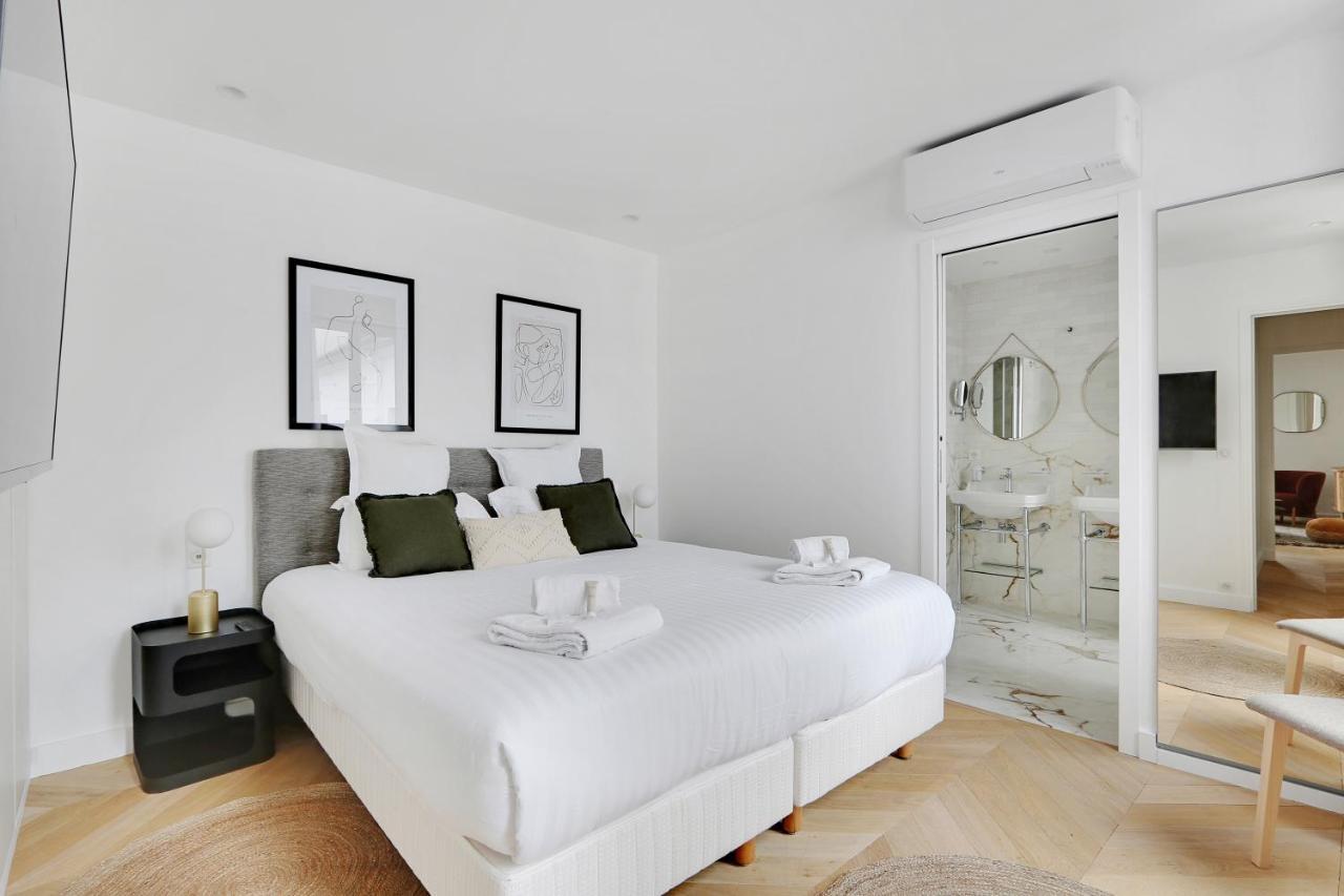 Pick A Flat'S Apartment On Place Du Tertre Paris Bagian luar foto