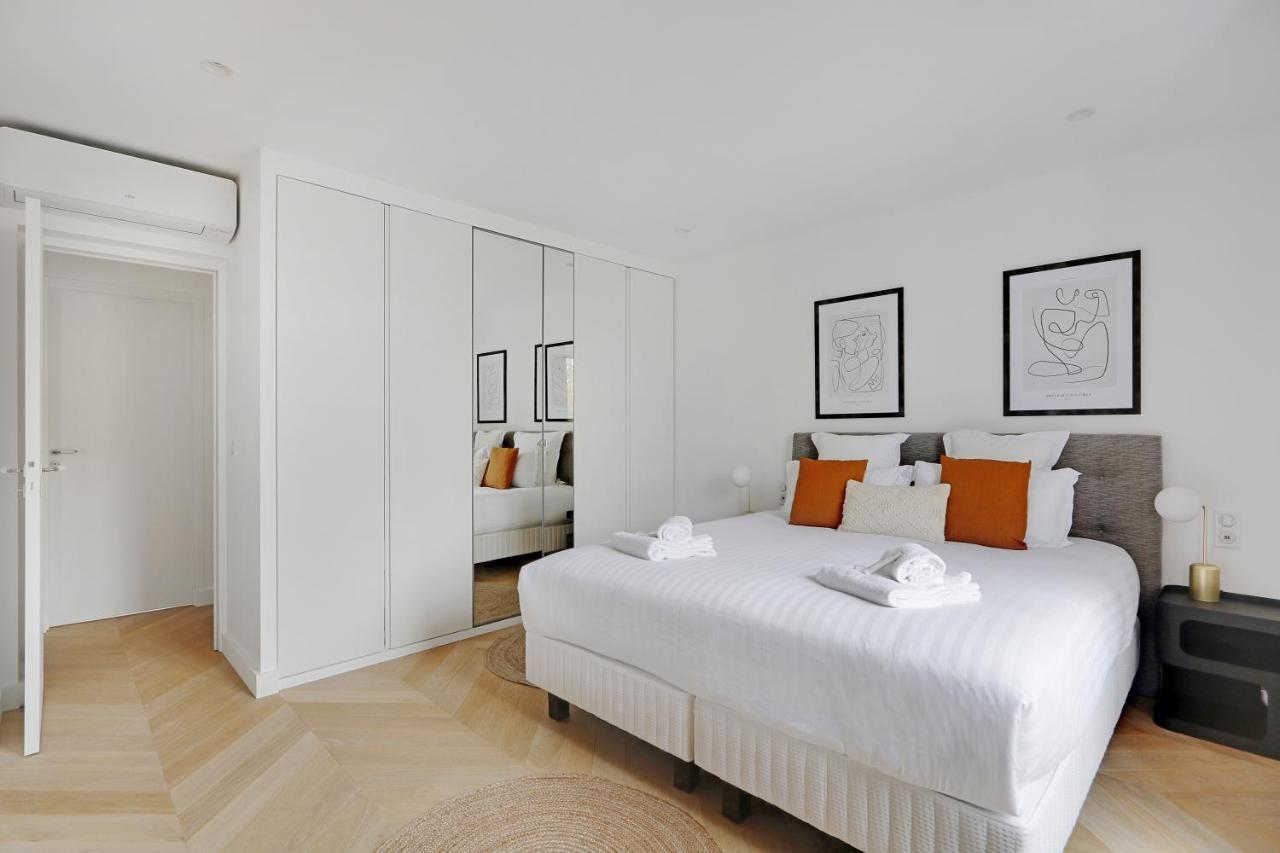 Pick A Flat'S Apartment On Place Du Tertre Paris Bagian luar foto